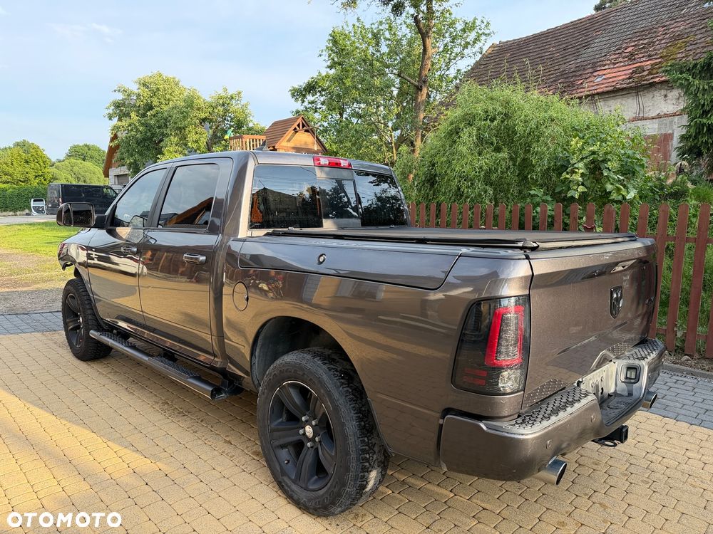 Dodge RAM 5.7 4x4 - 5
