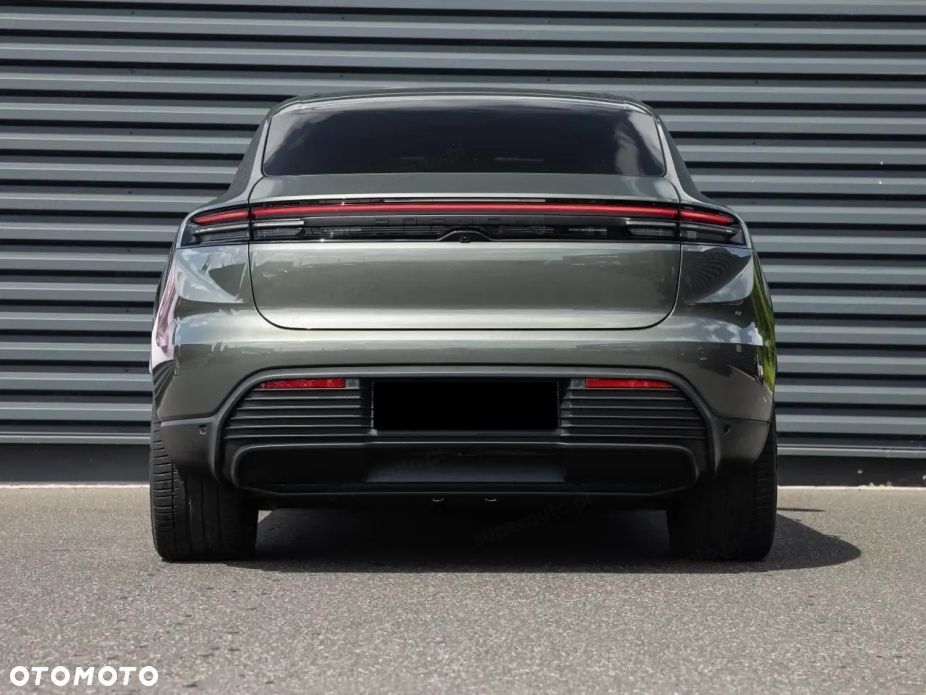 Porsche Macan - 5