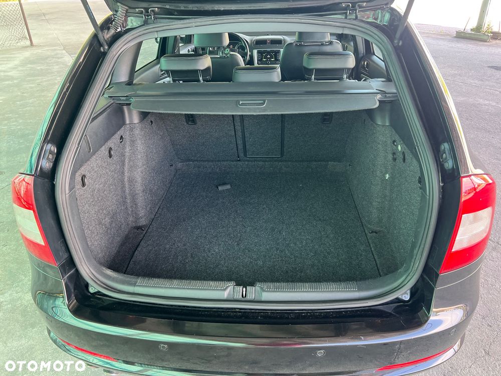 Skoda Octavia 2.0 TDI RS - 10