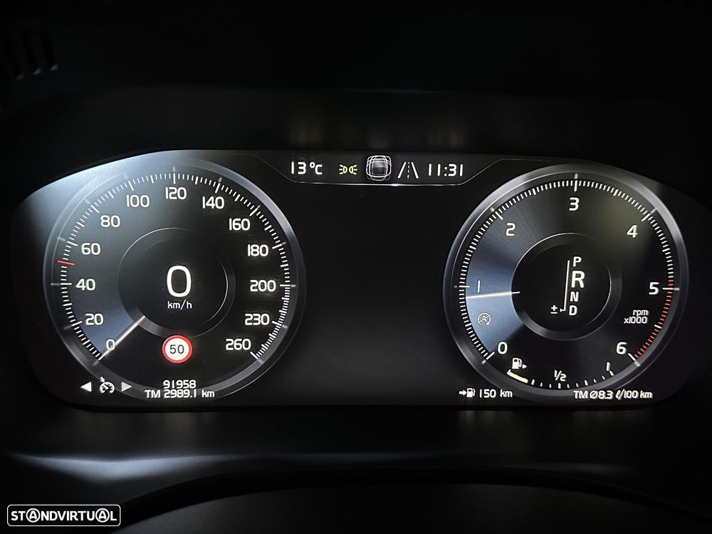 Volvo XC 60 2.0 D4 R-Design Geartronic - 3