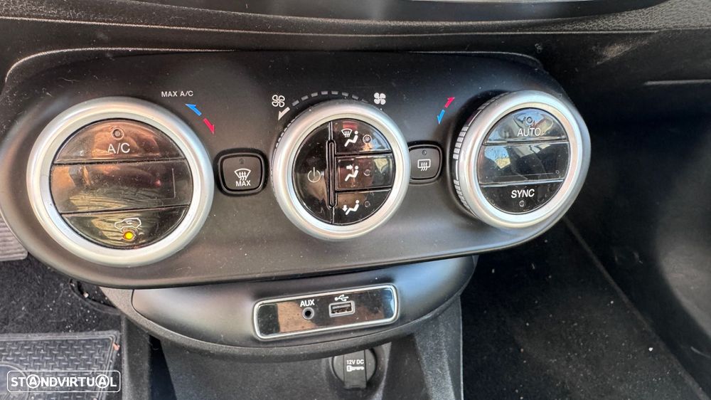 Fiat 500X 1.3 MJ Lounge S&S - 25