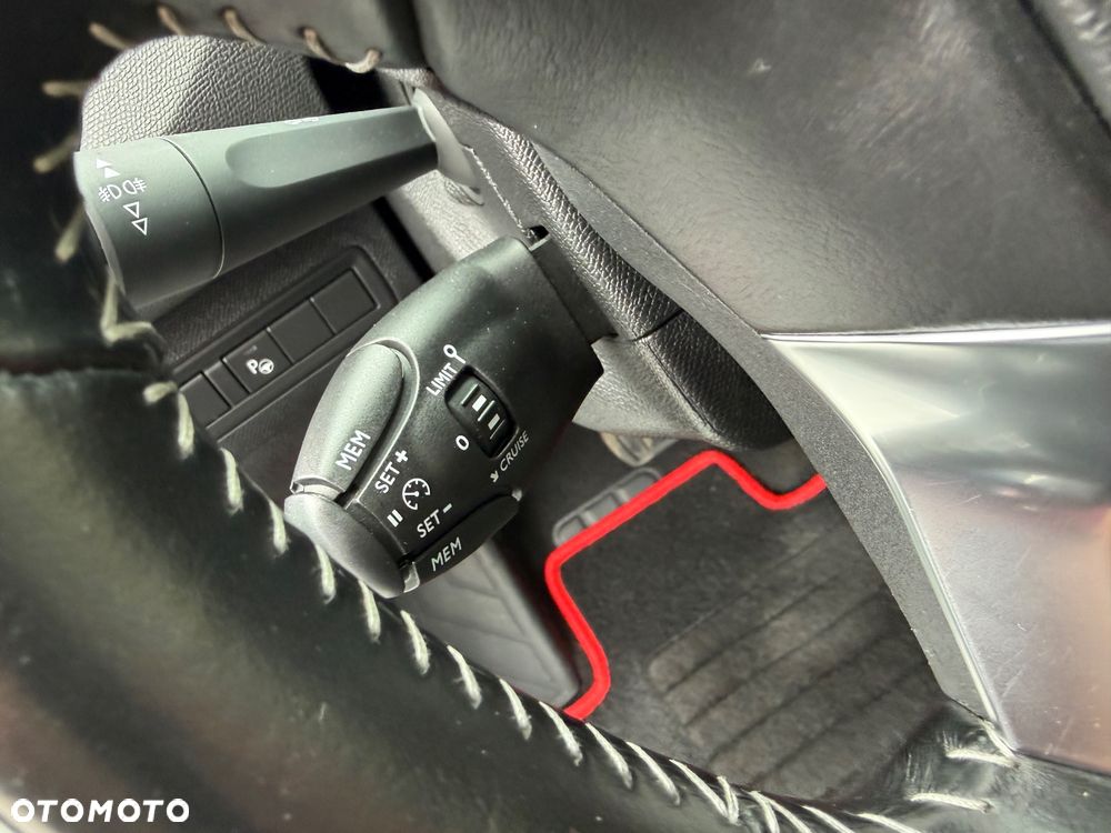 Peugeot 308 BlueHDi 120 EAT6 Stop & Start Allure - 34