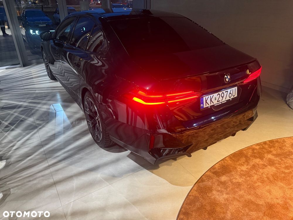 BMW Seria 5 520d xDrive mHEV M Sport - 31