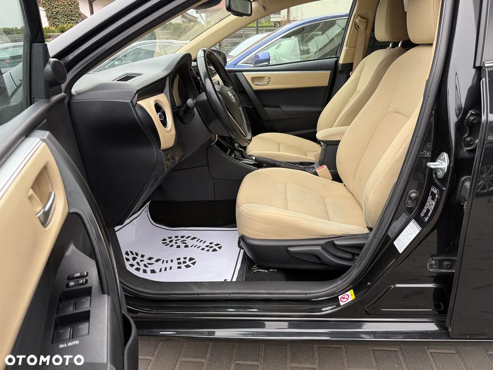 Toyota Corolla 1.6 Premium MS EU6 - 17