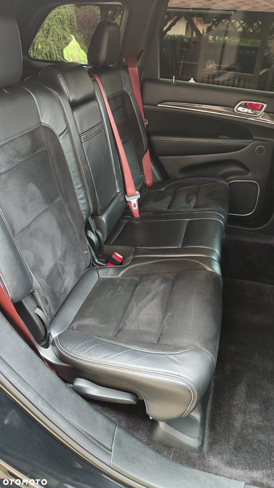 Jeep Grand Cherokee - 14