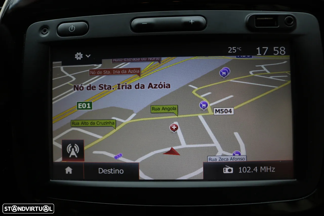 Renault Captur 1.5 dCi Exclusive EDC - 42