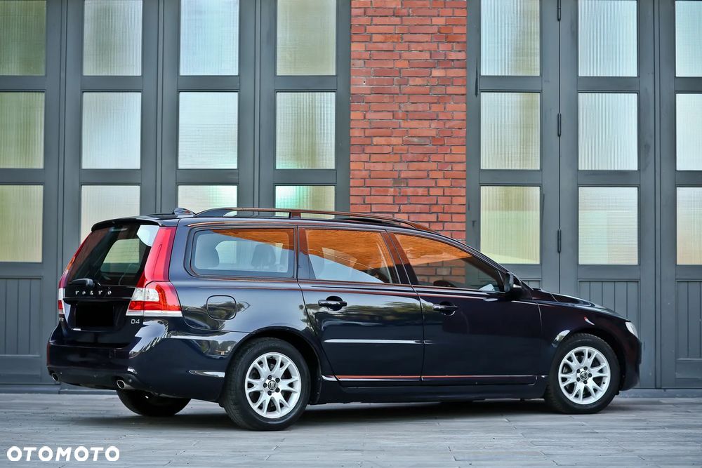 Volvo V70 D4 Geartronic Linje Svart - 15