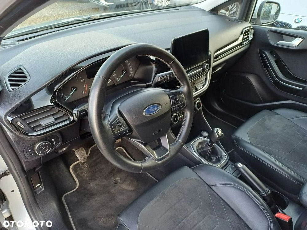 Ford Fiesta 1.0 EcoBoost S&S TITANIUM - 16