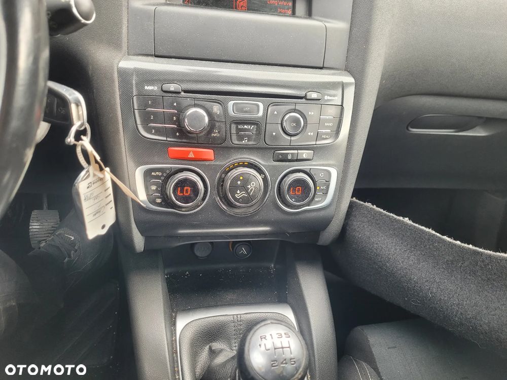 Citroën C4 1.6 HDi Attraction - 12