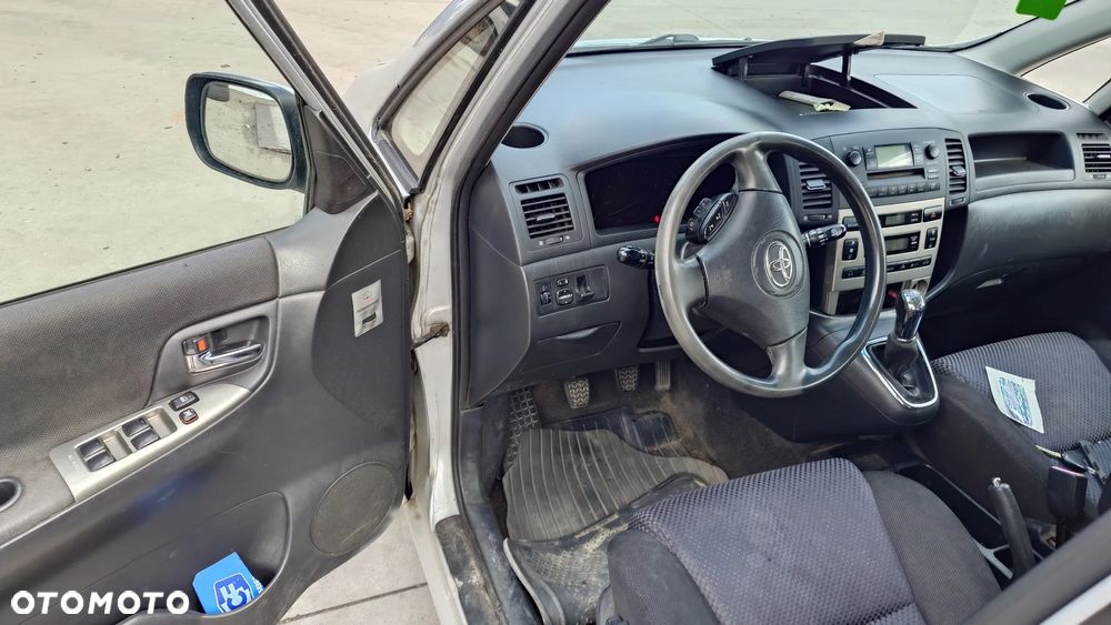 Toyota Corolla Verso 04R 2.0 66KW NA CZĘŚCI - 5