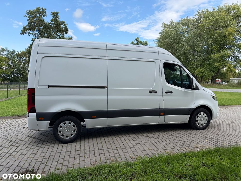 Mercedes-Benz Sprinter L2H2 - 5
