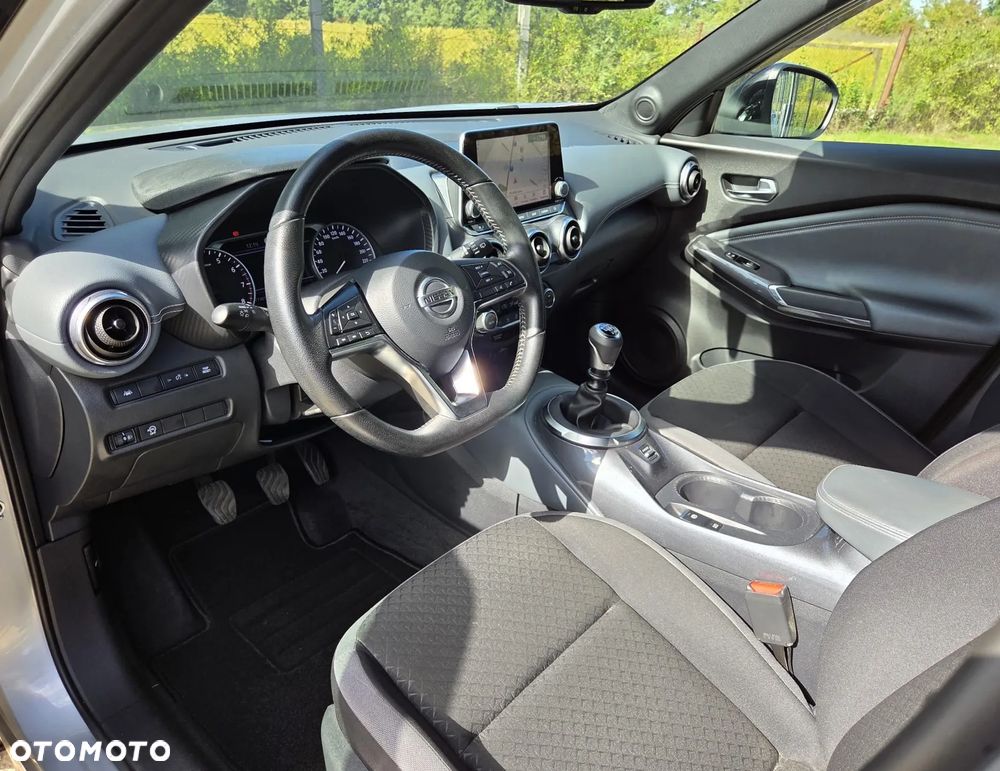 Nissan Juke 1.0 DIG-T N-Connecta - 24