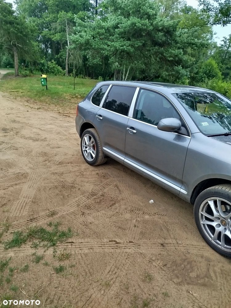 Porsche Cayenne - 9