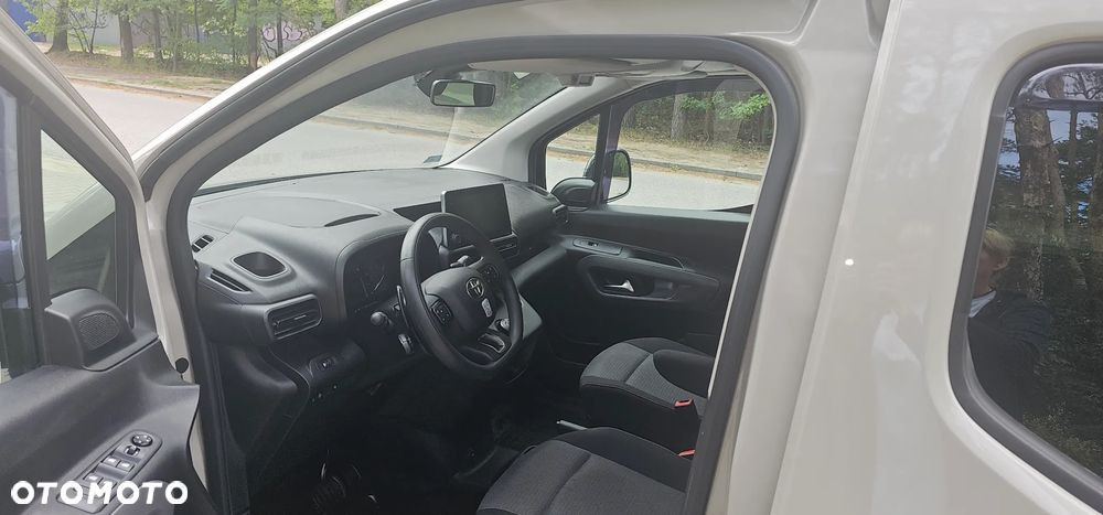 Toyota Proace City Verso Long 1.2 D-4T Family - 9