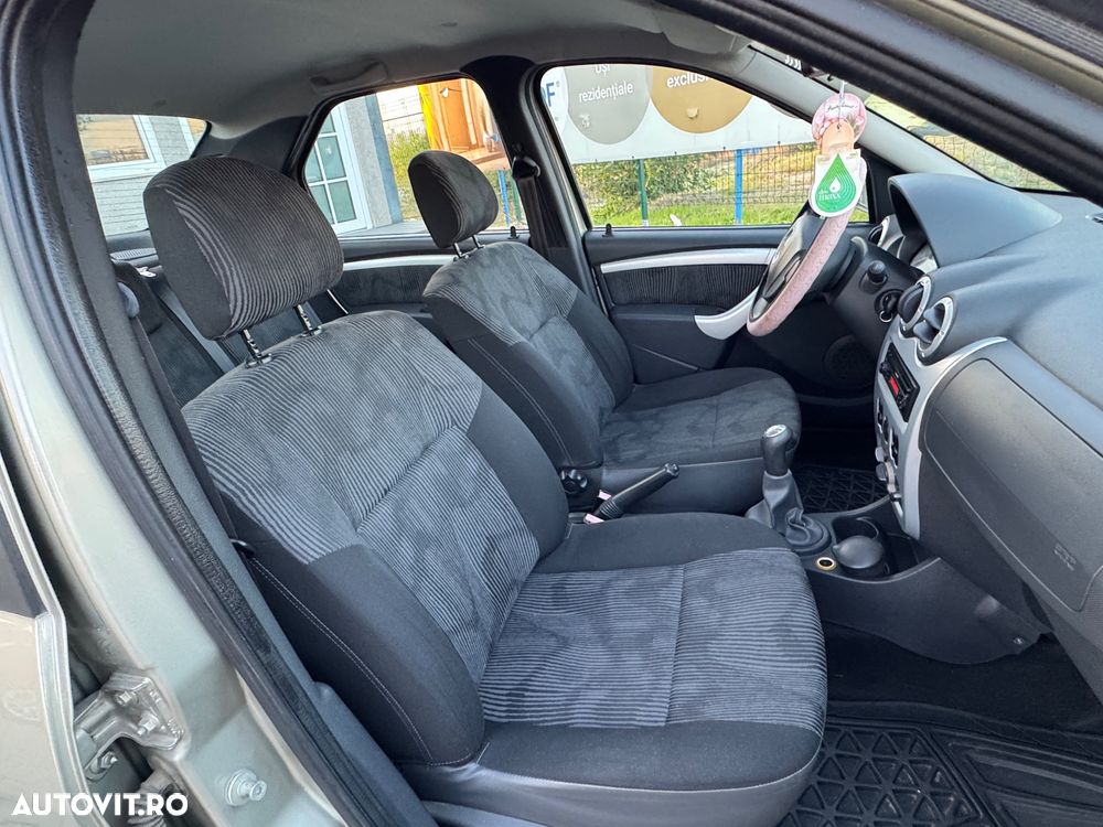Dacia Logan MCV 1.4 MPI Preference - 21