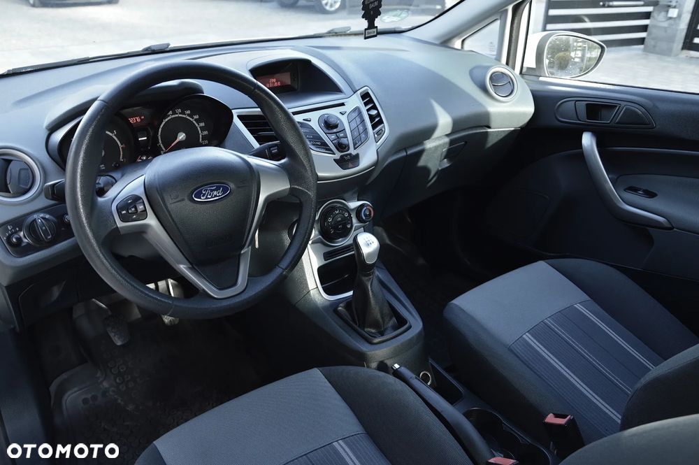 Ford Fiesta 1.3 Style - 9