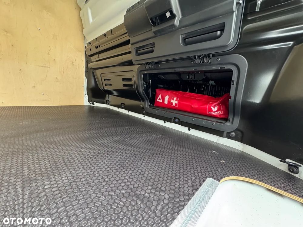Renault TRAFIC L2 MAXI LONG - 12