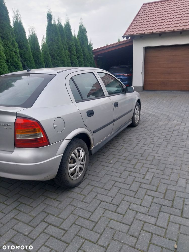 Opel Astra - 6
