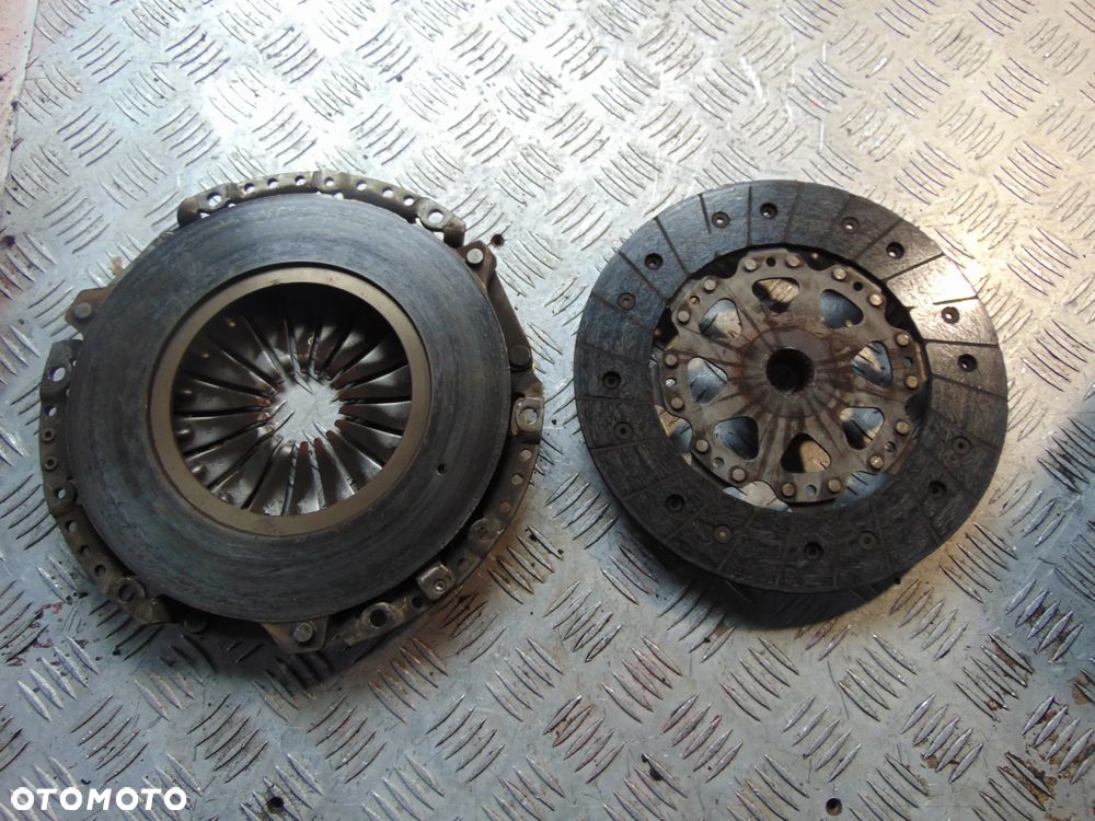 Docisk + tarcza sprzęgła ford focus 2 1,8 tdci - 6