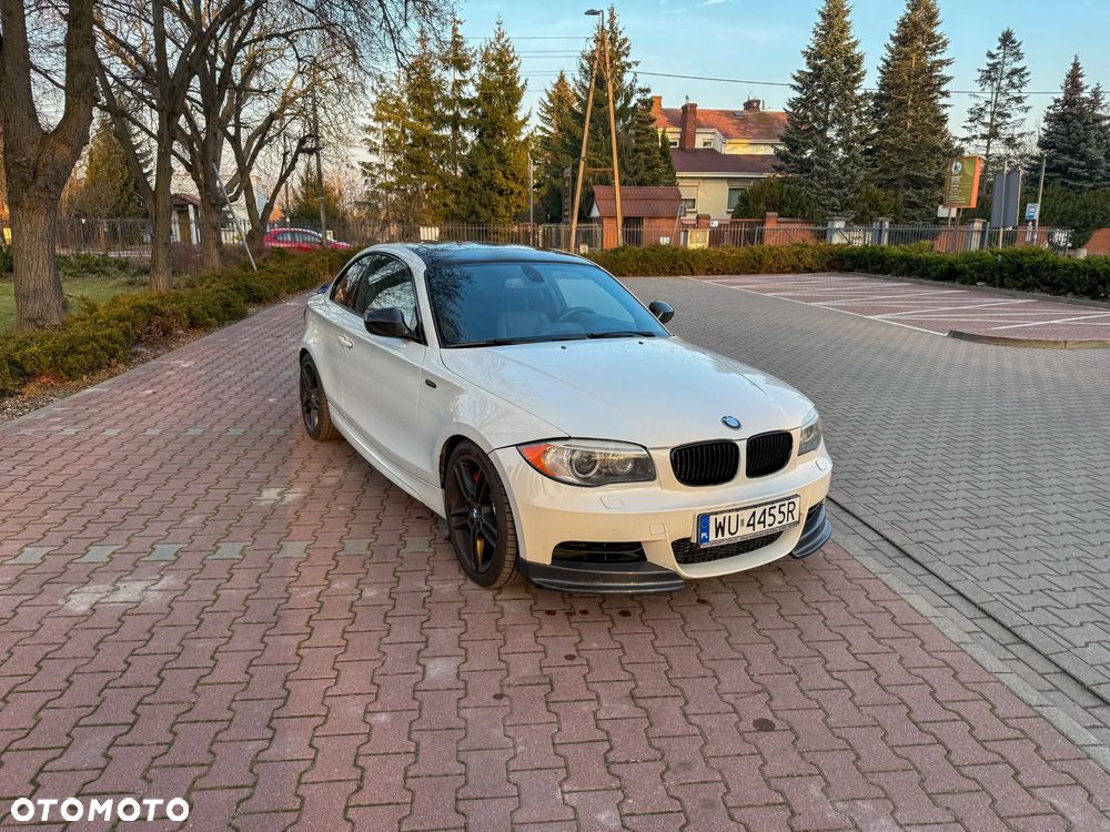 BMW Seria 1 135i Limited Edition Lifestyle mit M Sportpaket - 16