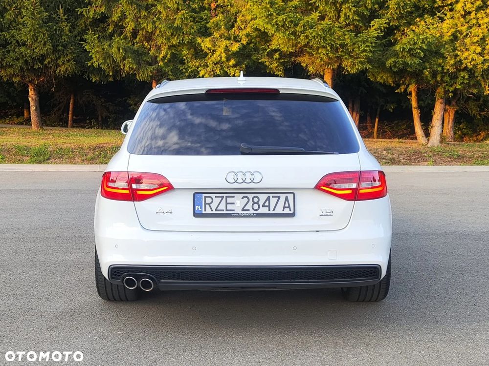 Audi A4 Avant 2.0 TDI DPF quattro S tronic S line Sportpaket - 5