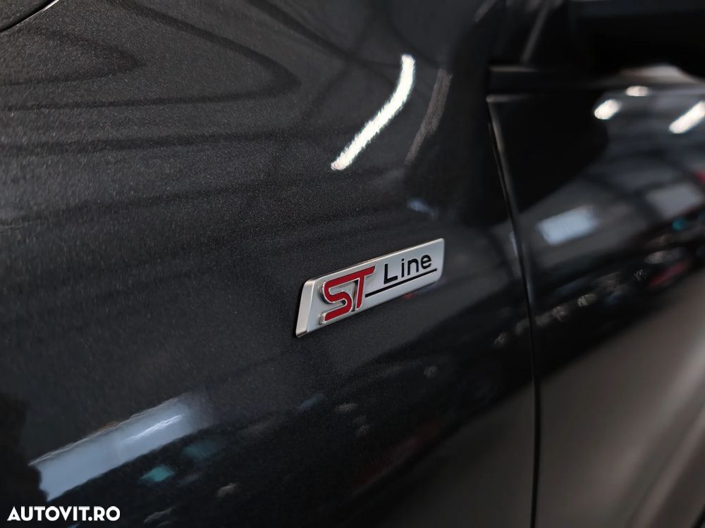 Ford Kuga 1.5 TDCi 2x4 Aut. ST-Line - 34