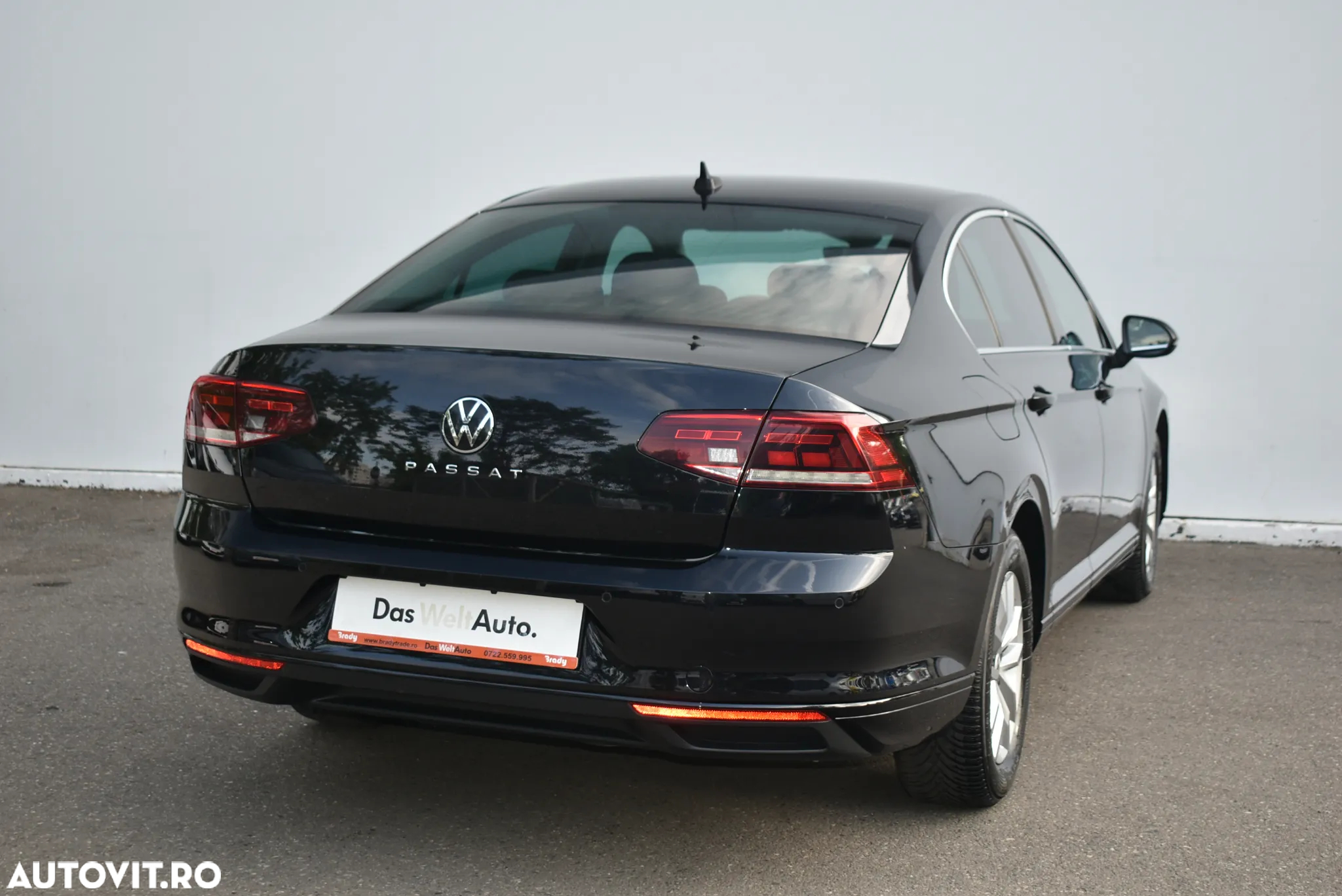 Volkswagen Passat 2.0 TDI DSG Comfortline - 17