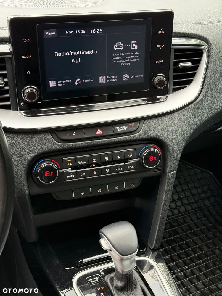 Kia Ceed 1.5 T-GDI L DCT - 19
