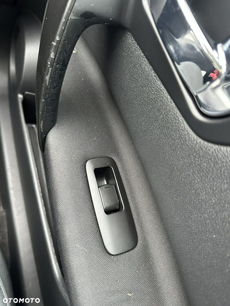 Nissan Qashqai - 30