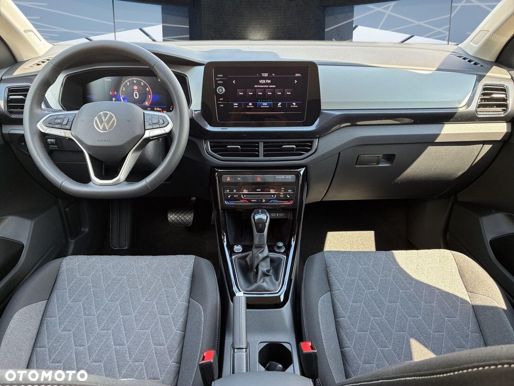 Volkswagen T-Cross - 13