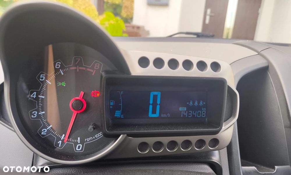 Chevrolet Aveo 1.2 LS+ - 9