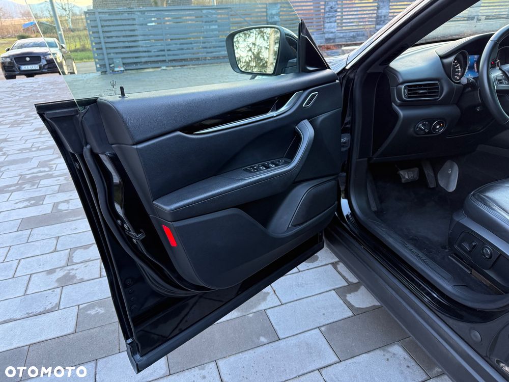 Maserati Levante Q4 - 14