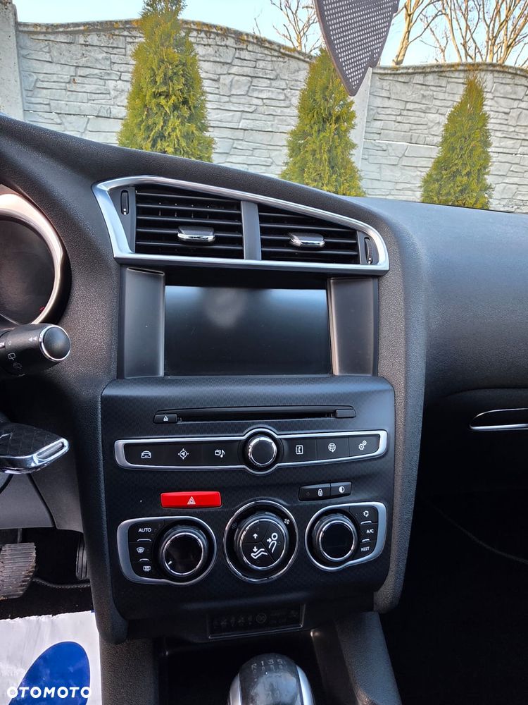 DS Automobiles DS 4 - 8