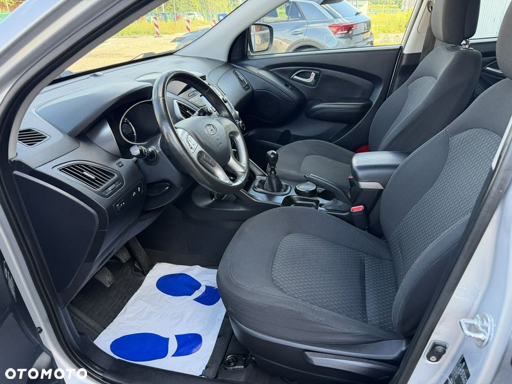 Hyundai ix35 1.7 CRDi 2WD blue Trend - 14