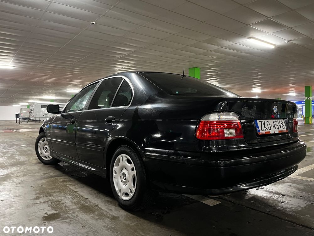 BMW Seria 5 520d - 3