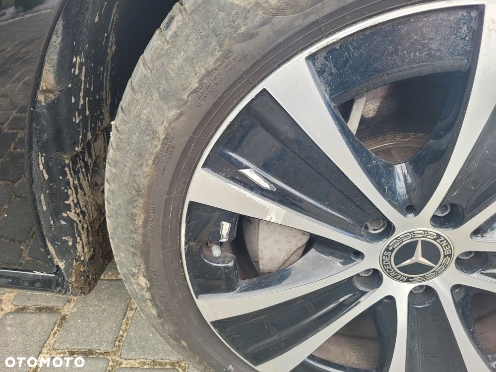 Mercedes-Benz Klasa E 300 de Business Edition - 9