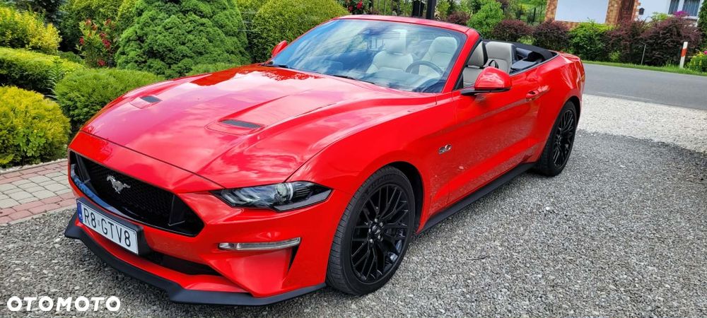 Ford Mustang - 4