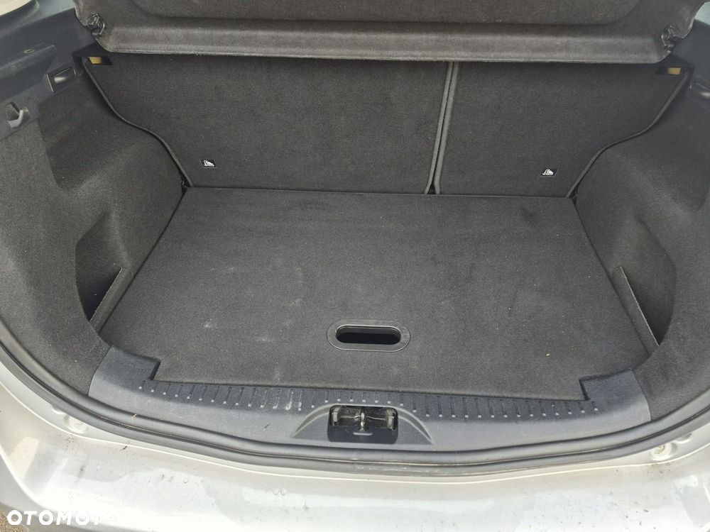 Ford B-MAX - 32