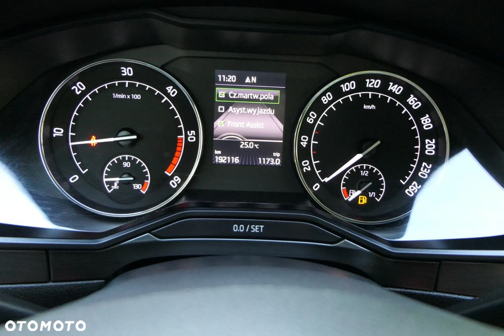 Skoda Superb 1.6 TDI Style - 33