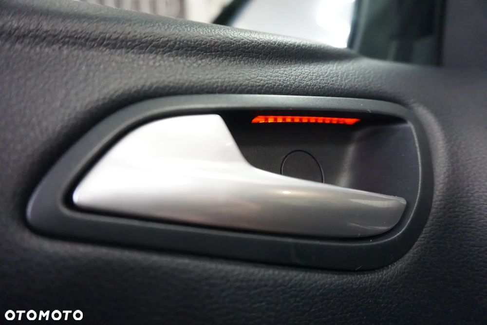 Ford Grand C-MAX 1.6 TDCi Start-Stop-System Titanium - 24