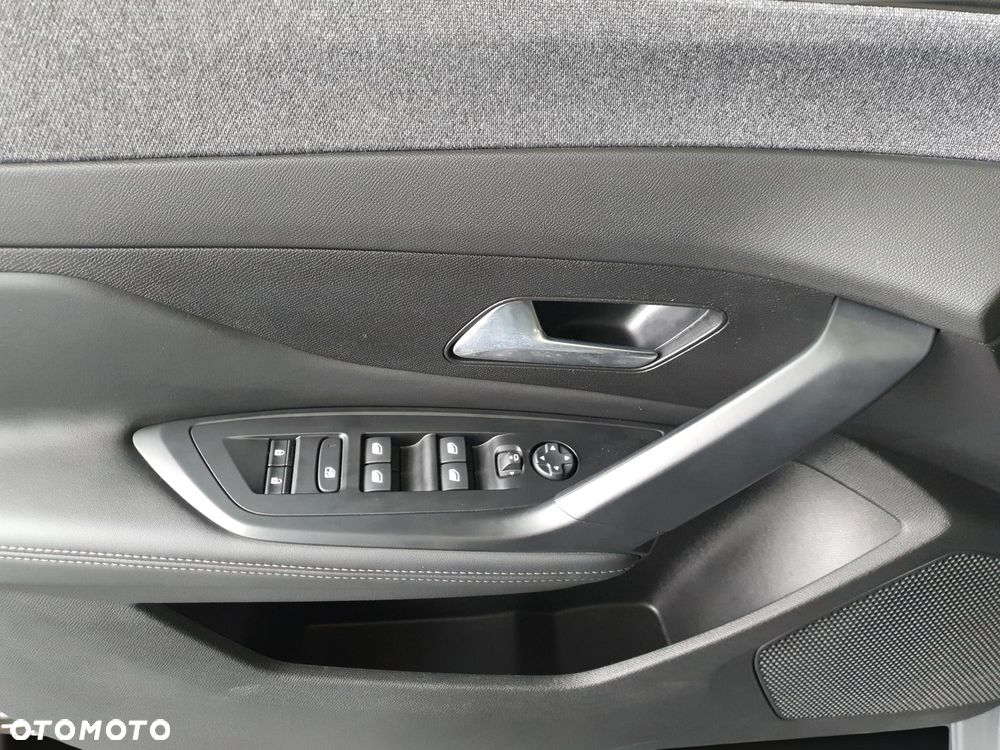 Peugeot 408 1.2 PureTech Allure Pack S&S EAT8 - 10