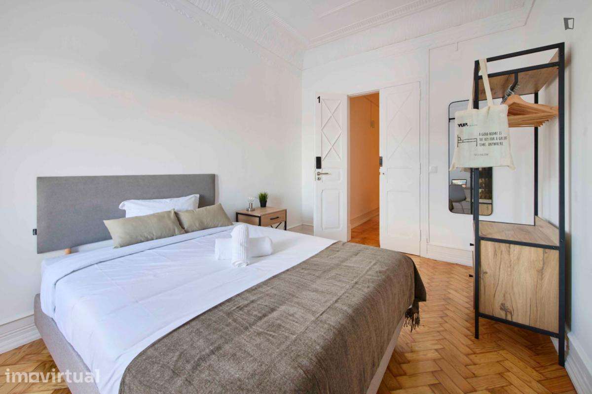 Quarto - localizado em Rato Lisbon - Grande imagem: 3/21