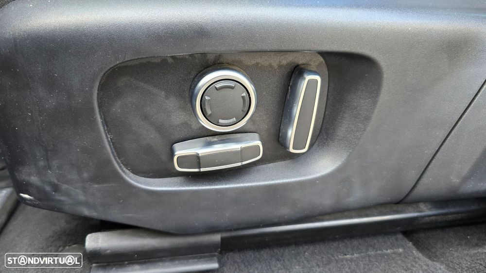 Land Rover Range Rover Evoque - 42