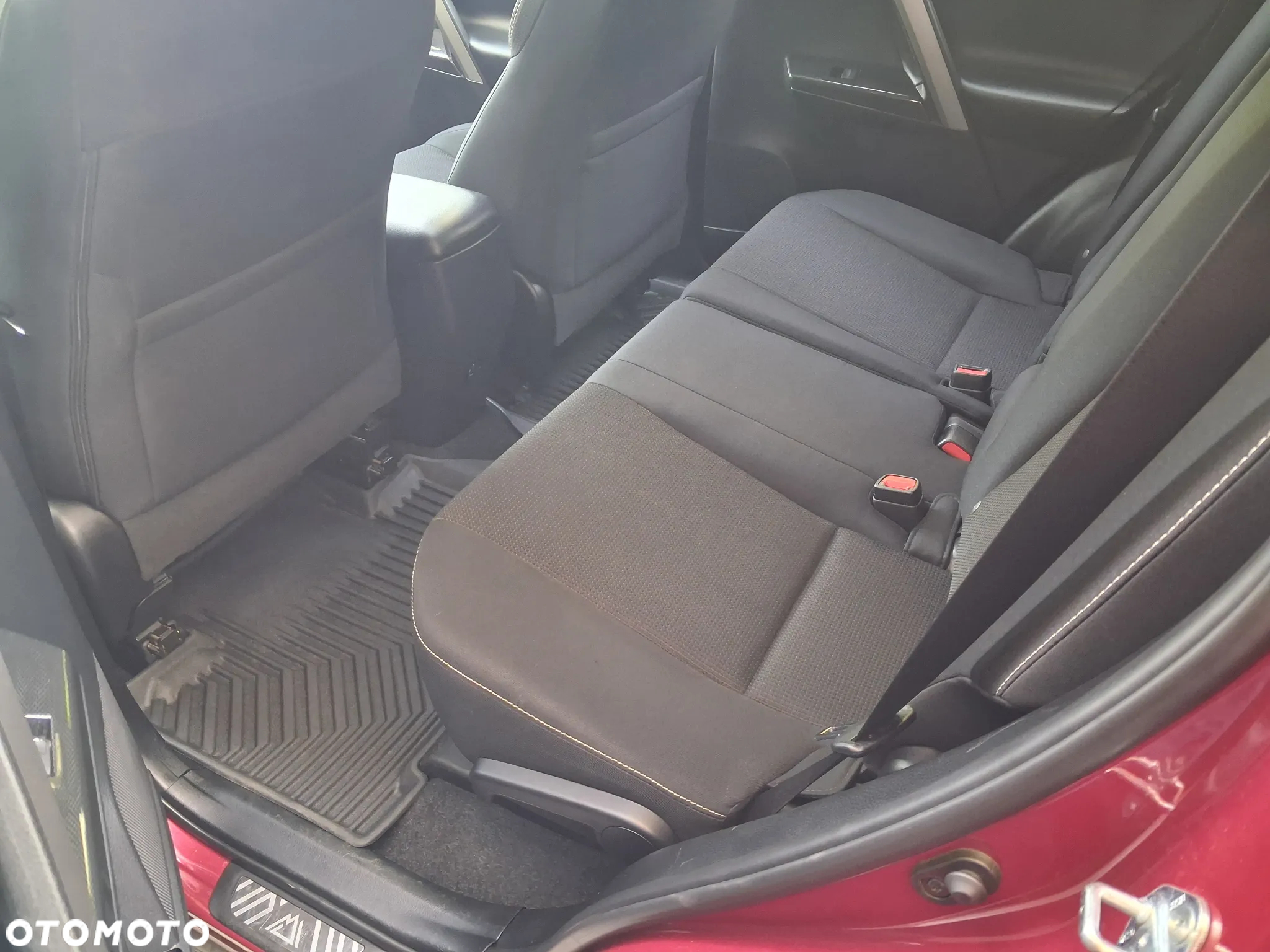 Toyota RAV4 - 21