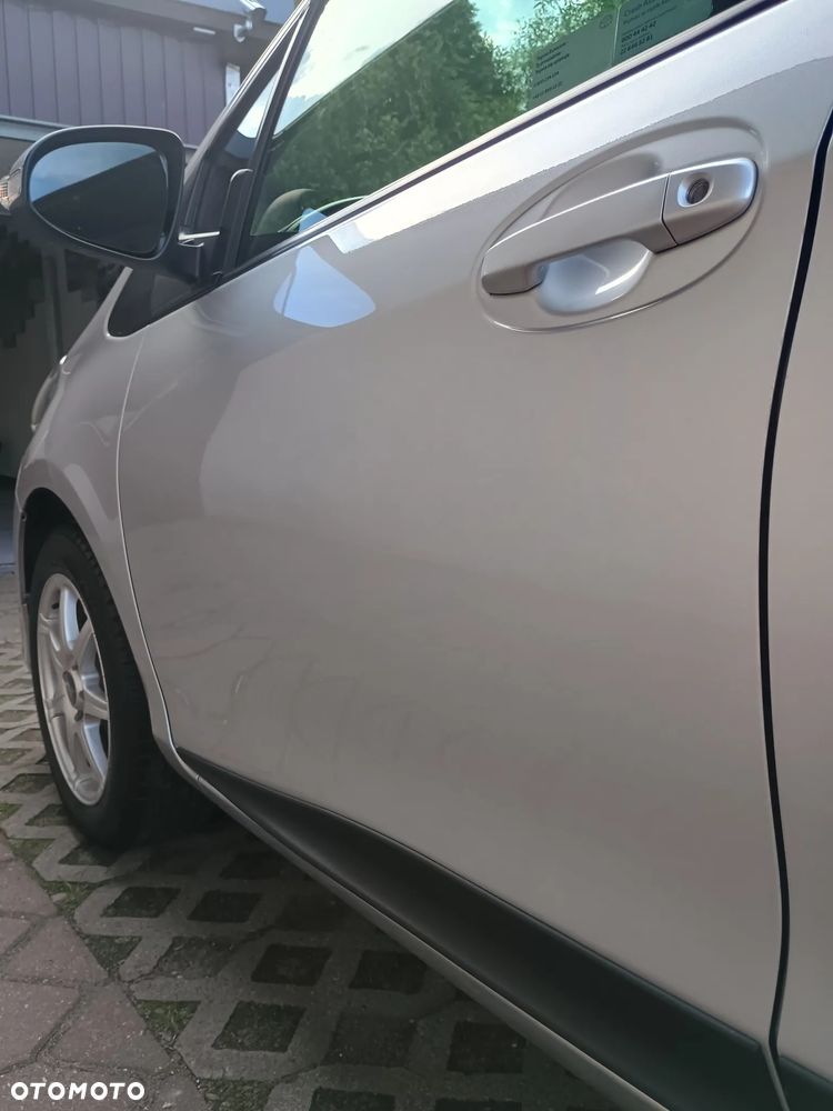 Toyota Yaris 1.5 Life - 9