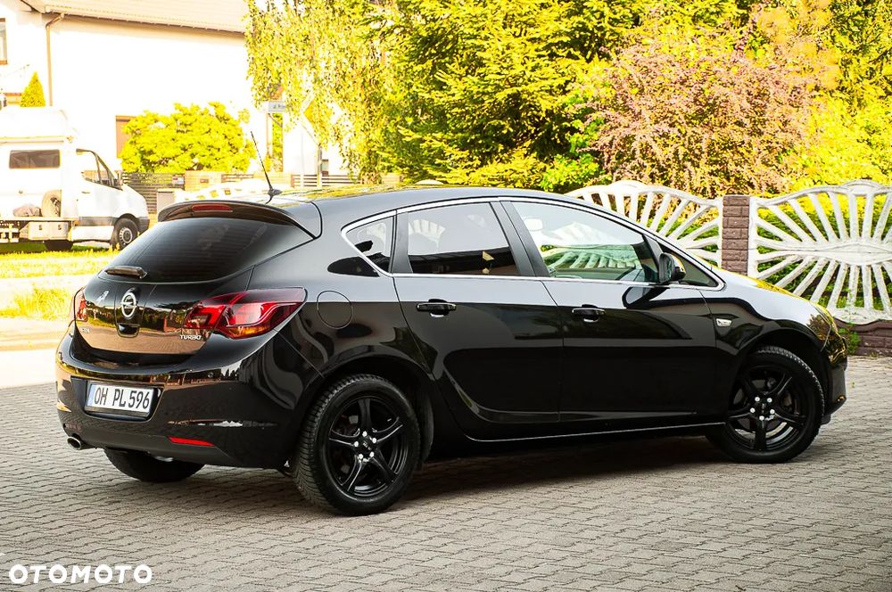 Opel Astra 1.4 Turbo Edition - 21