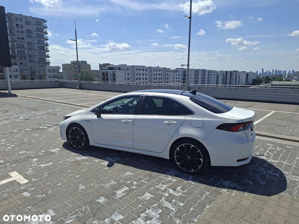 Toyota Corolla 1.8 Hybrid Comfort - 1