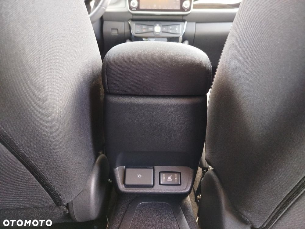 Nissan Leaf - 23