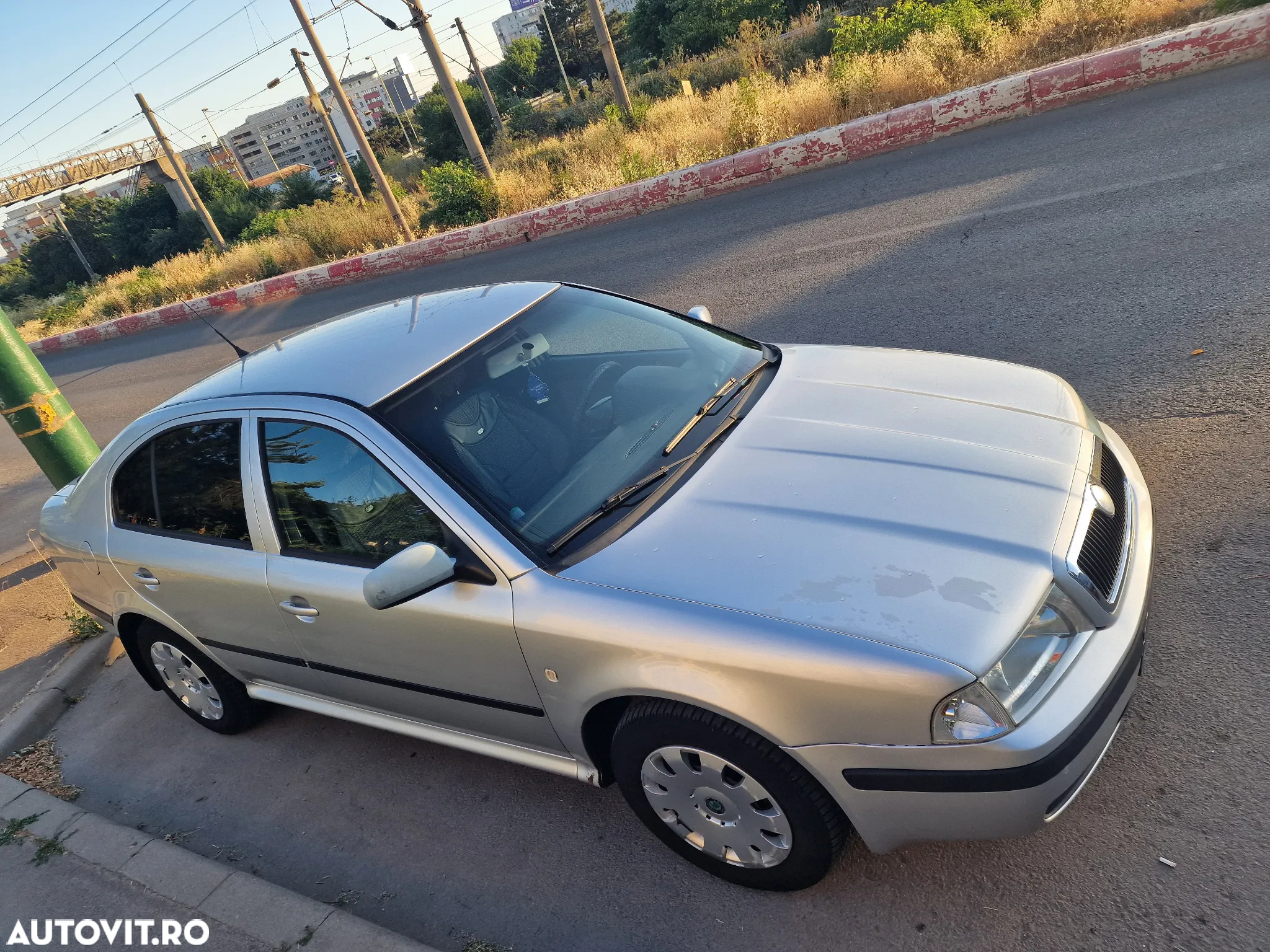 Skoda Octavia 1.6 Classic - 2
