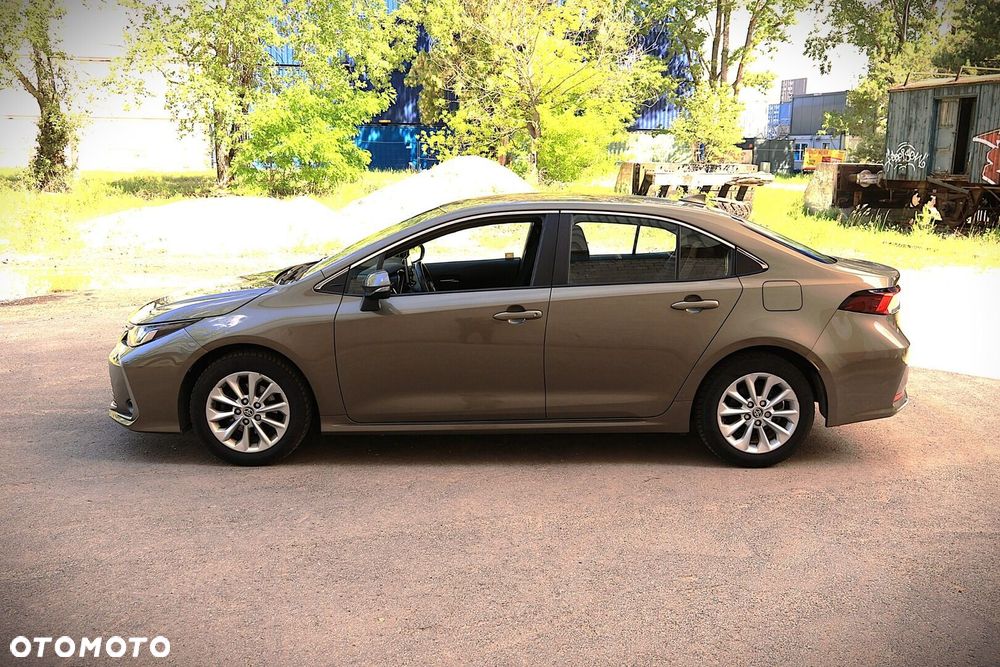 Toyota Corolla - 5